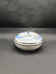 Набор винтажный - кружка немецкая пивная и шкатулка Lubero / R.Nock "Почетный дар муниципалитета Офтерсхайм" с изображением города, кружка 18 см (0.5 л), шкатулка - 13.5 см, фарфор, Германия, 1970-80гг.