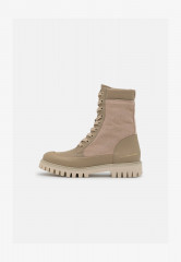 Tommy Hilfiger CASUAL LACE UP BOOT Lace-up ankle boots beige CASUAL LACE UP BOOT Ботильоны на шнуровке бежевый
