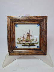 Картина керамическая винтажная в деревянной рамке &quot;Мельницы&quot; Makkum, 15 x 15 x 2,5 см, Нидерланды, 1960-70гг.