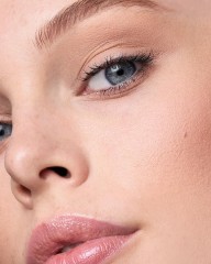 Catrice Concealer Liquid Camouflage High Coverage, Катрис Консилер плотный водостойкий до 12 часов, Porcellain 010, 5мл