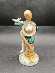 Статуэтка винтажная Im Stil Dresden "Мальчик с двумя птичками", фарфор, 15 см, Германия, 1970-80гг.