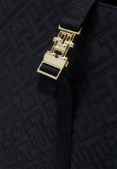 Tommy Hilfiger FLOW TOTE Tote bag black FLOW TOTE Сумка-тоут черный