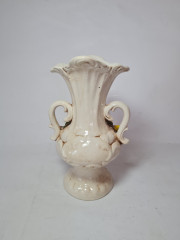 Bassano Italy Фарфоровая ваза с красно-желтыми розами, 23,5 x 13 см, Италия, 1960-70гг.