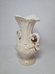 Bassano Italy Фарфоровая ваза с красно-желтыми розами, 23,5 x 13 см, Италия, 1960-70гг.