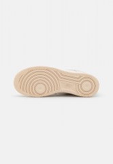 Nike Sportswear WMNS AIR FORCE 1 07 SE Sneaker low phantom/sanddrift/black/white/light silver WMNS AIR FORCE 1 07 SE Низкие кроссовки женские фантом/песок/черный/белый/светло-серебристый