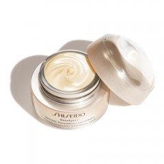 Shiseido Wrinkle Smoothing Eye Cream  Крем для кожи вокруг глаз против морщин