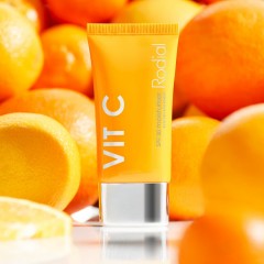 Rodial Vit C Moisturizer LSF30  Увлажняющий крем с витамином С SPF30
