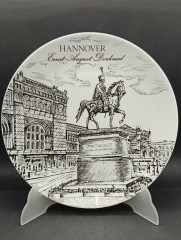 Тарелка декоративная винтажная Royal KPM Bavaria &quot;Ганновер&quot;, фарфор, 24 см, Германия, 1970-80гг.