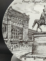 Тарелка декоративная винтажная Royal KPM Bavaria &quot;Ганновер&quot;, фарфор, 24 см, Германия, 1970-80гг.