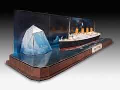 Revell easy-click RMS Titanic + 3D Puzzle (Iceberg) 1:600 easy-click RMS Titanic + 3D Puzzle (Айсберг) 1:600