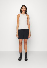 Tommy Hilfiger 1985 PULL ON Shorts desert sky 1985 НАТЯГИВАТЬ шорты небо пустыни