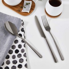 Sambonet Sambonet Linear - Edelstahl / PVD schwarz Besteckset 24-tlg. Vollheft / Monoblock Sambonet Linear - набор столовых приборов из нержавеющей стали / PVD черного цвета, 24 предм. Полный буклет/моноблок