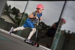 micro Scooter maxi micro mit T-Lenker Самокат макси микро с Т-образным рулем