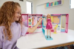 Mattel Barbie Traum Kleiderschrank ausklappbar mit Puppe Гардероб мечты Барби раскладывается вместе с куклой