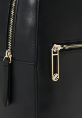 Tommy Hilfiger ICONIC TOMMY BACKPACK Rucksack black РЮКЗАК ICONIC TOMMY Рюкзак черный