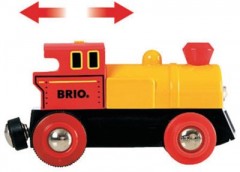 BRIO Zug mit Lok und Anhangern (Batteriebetrieb) Поезд с локомотивом и прицепами (на аккумуляторе)