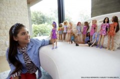 Mattel Barbie Fashionistas Puppe (Purple Monochrome) Кукла Barbie Fashionistas (фиолетовый монохромный)