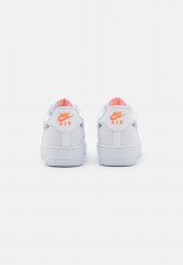 Nike Sportswear AIR FORCE 1 #x27;07 UNISEX Sneaker low white/black/orange AIR FORCE 1 #x27;07 UNISEX Низкие кроссовки женские белый/черный/оранжевый