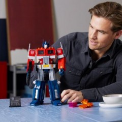 LEGO LEGO Icons 10302 Optimus Prime LEGO Icons 10302 Оптимус Прайм