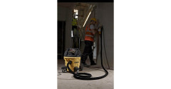 DEWALT DEWALT Nass-/Trockens. DWV 902M KIT, Nass-/Trockensauger gelb/schwarz  gelb/schwarz DEWALT влажный/сухой. DWV 902M KIT, пылесос для сухой и влажной уборки желтый/черный