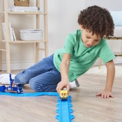 Spin Master Mighty Express Push-and-Go Zug Mechaniker Milo mit Guterwaggon Механик поезда Mighty Express Push-and-Go Майло с товарным вагоном