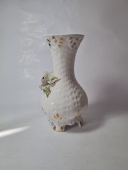 Capodimonte Ваза с фактурным узором, позолотой и цветами, 23см х 12см, Италия, 1960-70гг.