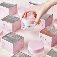 Hanskin Real Complexion Hyaluron Moisture Cream  Увлажняющий крем с гиалуроновой кислотой Real Complexion