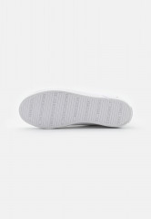 Tommy Hilfiger ESSENTIAL  High-top trainers white ESSENTIAL Высокие кроссовки белый