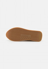 Tommy Hilfiger ESSENTIAL RUNNER Trainers misty blush ESSENTIAL RUNNER — Кроссовки туманный румянец