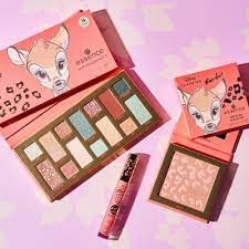 Essence Disney Classics Bambi what a gloss! PLUMPING LIP FILLER, Эссенс Дисней Бэмби Блеск для губ с эффектом объема