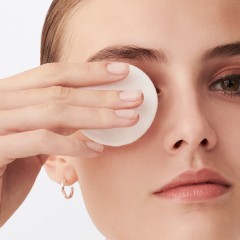 Lancome Lancome Augenmake-up Entferner Bi Facil Yeux 125ml  Средство для снятия макияжа с глаз Lancome Bi Facil Yeux 125мл