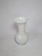 Royal Bavaria KPM Белая фарфоровая ваза с фактурным узором, 19 x 8,5 см, Германия, 1960-70гг.