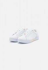 Tommy Hilfiger COURT WITH LACE HARDWARE Trainers white/gold COURT WITH LACE HARDWARE Кроссовки белое золото