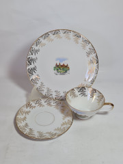 Чайное трио винтажное Fritz Montag Porta Westfalica с изображением Bad Wildungen по центру, фарфор, Германия, 1960-70гг.