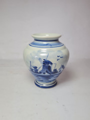 Delft Holland Ваза &quot;Мельница&quot;, дельфтский фарфор, 10,5 x 8 см, Голландия, 1960-70гг.