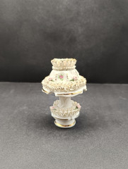 Статуэтка винтажная Capodimonte / Victoria с изображением женского портрета, фарфор, 11 х 6.5 см, Италия, 1960-70гг.