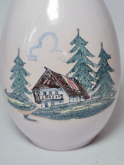 Karlsruhe Белая фарфоровая ваза &quot;Домик в лесу&quot;, 19 x 10 см, Германия, 1960-70гг.