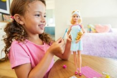 Mattel Barbie Wellness Spa Puppe und Spielset mit Hundchen und 9 Zubehorteilen Кукла Barbie Wellness Spa и игровой набор со щенком и 9 аксессуарами