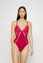 Tommy Hilfiger Body royal berry тело королевская ягода