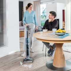 Thomas Thomas Nass-Trocken-Akkusauger AQUA FloorCleaner Cordless Plus, 150,00 W, beutellos, 35 Min. Akkulaufzeit, zusatzliche Reinigungsrolle  Беспроводной пылесос Thomas для влажной и сухой уборки AQUA FloorCleaner Cordless Plus, 150,00 Вт, без мешка, вр
