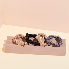 The Hair Edit Multi-Color Ruched Ribbon Scrunchies  Разноцветные резинки для волос с рюшами и лентой