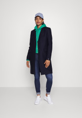 Tommy Hilfiger CLASSIC COAT Classic coat desert sky КЛАССИЧЕСКОЕ ПАЛЬТО Классическое пальто небо пустыни