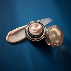 Cle de Peau Beaute INTENSIVE FORTIFYING CREAM N  ИНТЕНСИВНЫЙ УКРЕПЛЯЮЩИЙ КРЕМ N