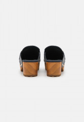 Tommy Hilfiger Clogs desert sky засоряет небо пустыни