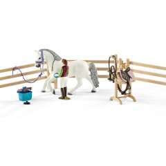 Schleich Schleich Horse Club 42389 Reitschule mit Reiterinnen und Pferden Schleich Horse Club 42389 Школа верховой езды с всадниками и лошадьми