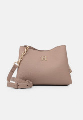 Tommy Hilfiger Across body bag oat milk Сумка через плечо овсяное молоко