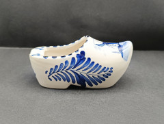 Статуэтка винтажная Delft Blue &quot;Башмачок с мельницей&quot;, ручная роспись, фарфор, 14 х 7 см, Голландия, 1960-70гг.