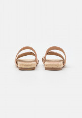 Tommy Hilfiger FLAT  Mules sandrift ПЛОСКИЕ Мюли песчаный нанос