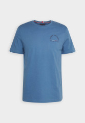 Tommy Hilfiger SHADOW TEE UNISEX Print T-shirt blue coast SHADOW TEE UNISEX Футболка с принтом голубое побережье