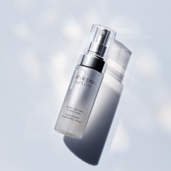 Cle de Peau Beaute Concentrated Brightening Serum  Концентрированная осветляющая сыворотка